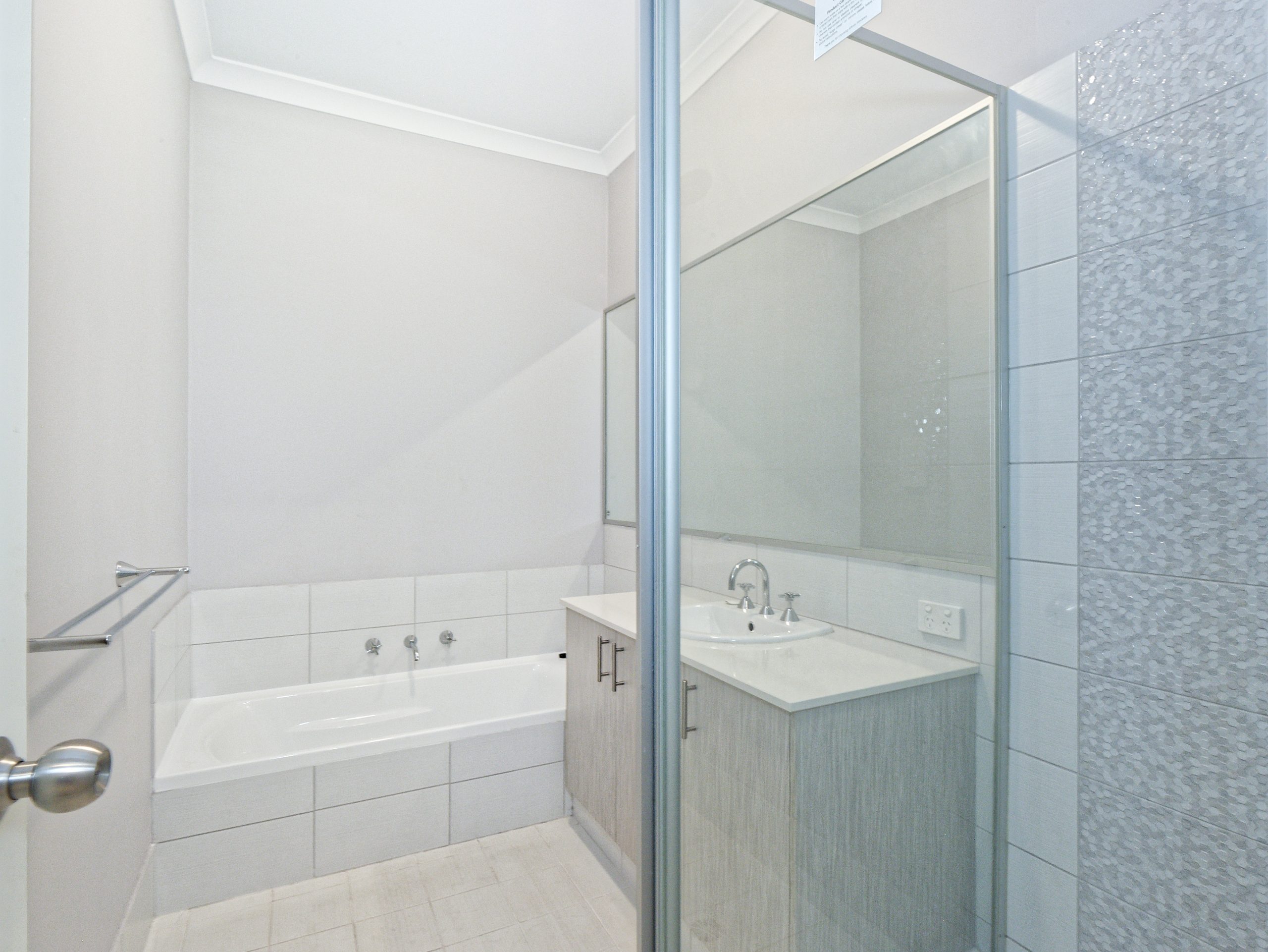 5 Sparsa Way, KWINANA TOWN CENTRE, WA 6167 AUS