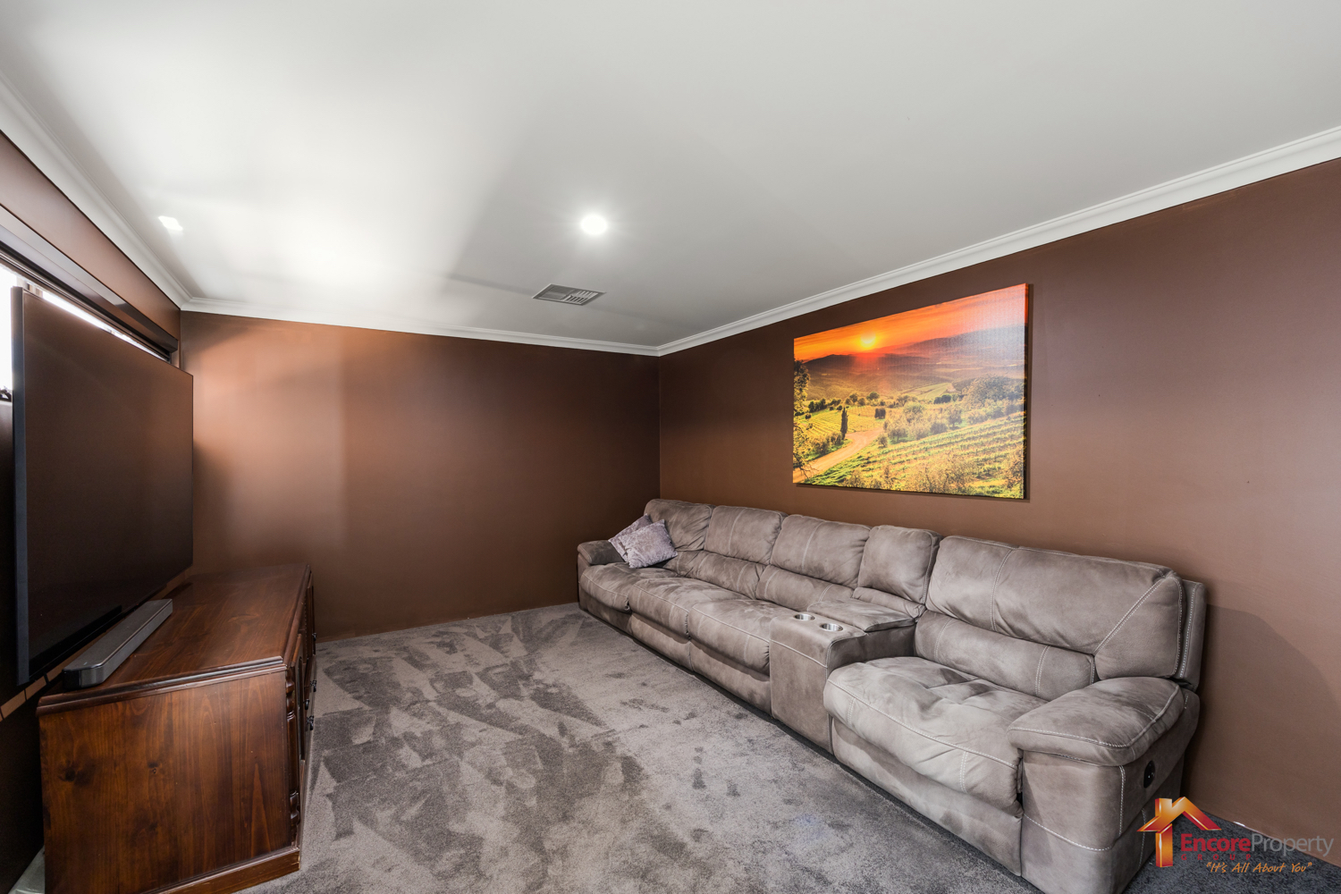 8 Quartz Avenue, WELLARD, WA 6170 AUS