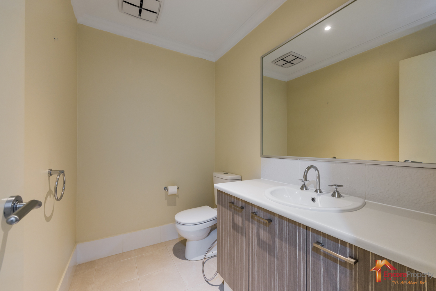 8 Quartz Avenue, WELLARD, WA 6170 AUS