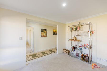 8 Quartz Avenue, WELLARD, WA 6170 AUS