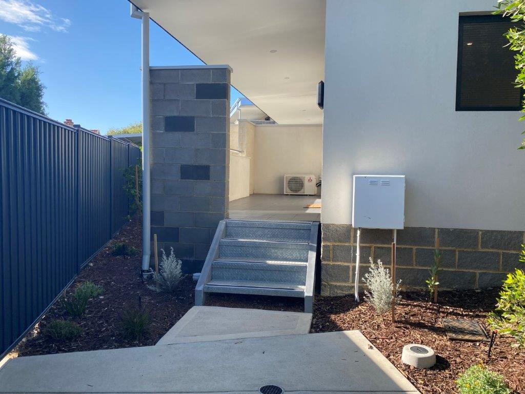 16/2 Burt Street, FREMANTLE, WA 6160 AUS
