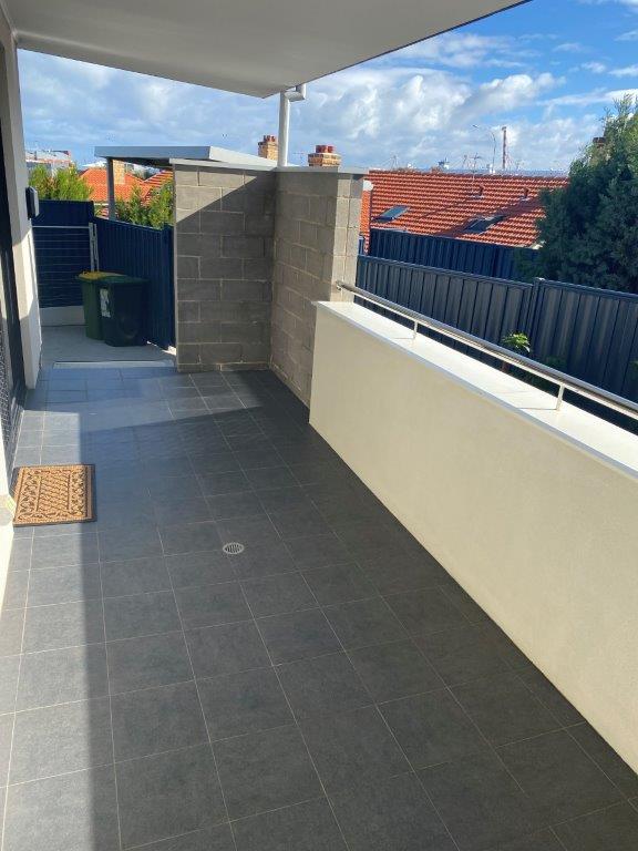 16/2 Burt Street, FREMANTLE, WA 6160 AUS