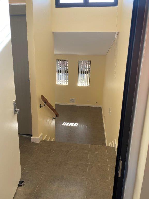 16/2 Burt Street, FREMANTLE, WA 6160 AUS