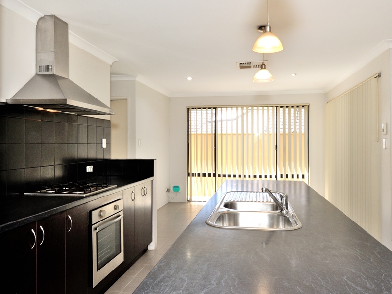 86 Cheltenham Loop, BERTRAM, WA 6167 AUS