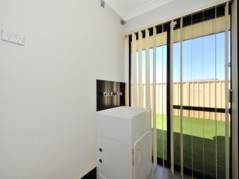 86 Cheltenham Loop, BERTRAM, WA 6167 AUS