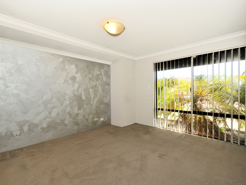 86 Cheltenham Loop, BERTRAM, WA 6167 AUS