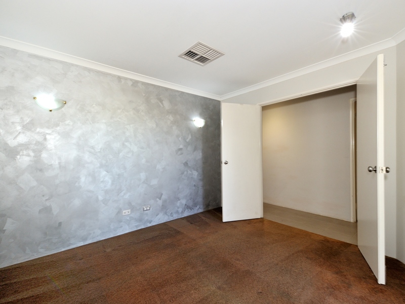 86 Cheltenham Loop, BERTRAM, WA 6167 AUS
