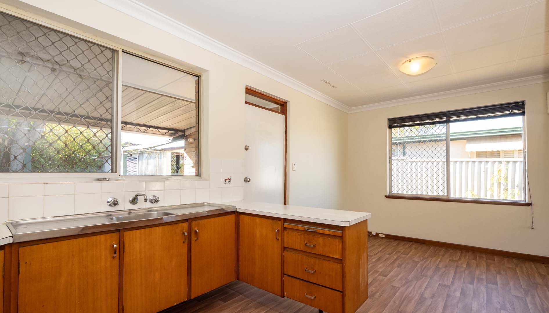 11 Burtenshaw Way, CALISTA, WA 6167 AUS
