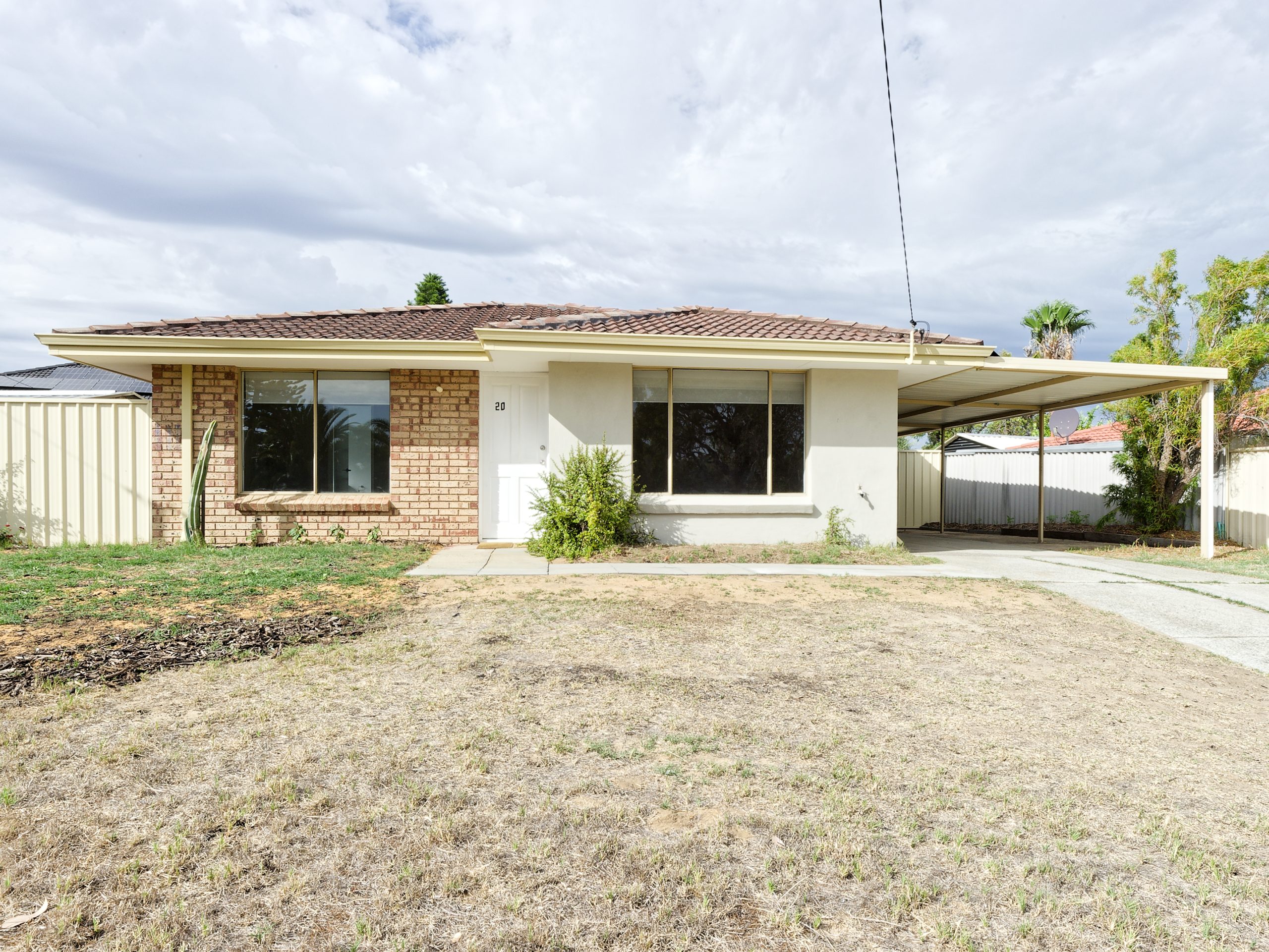 20 Mckanna Gardens, PARMELIA, WA 6167 AUS