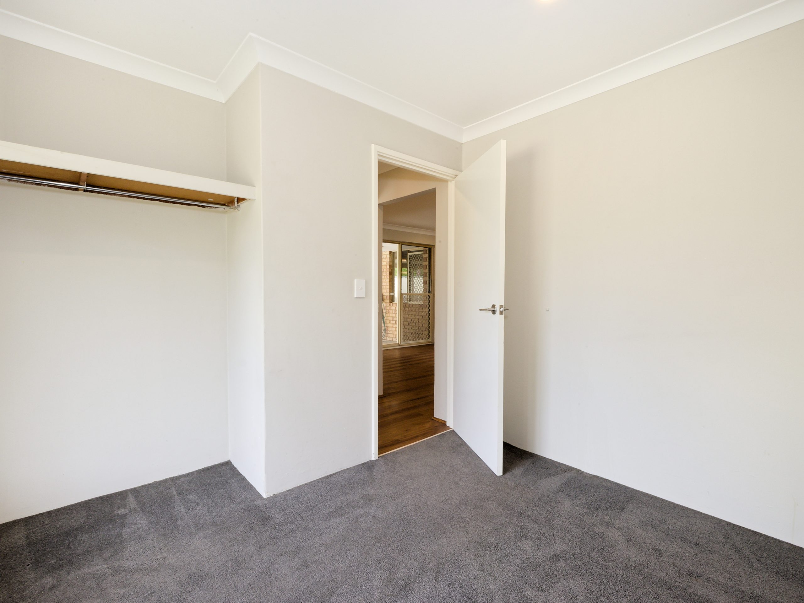 20 Mckanna Gardens, PARMELIA, WA 6167 AUS
