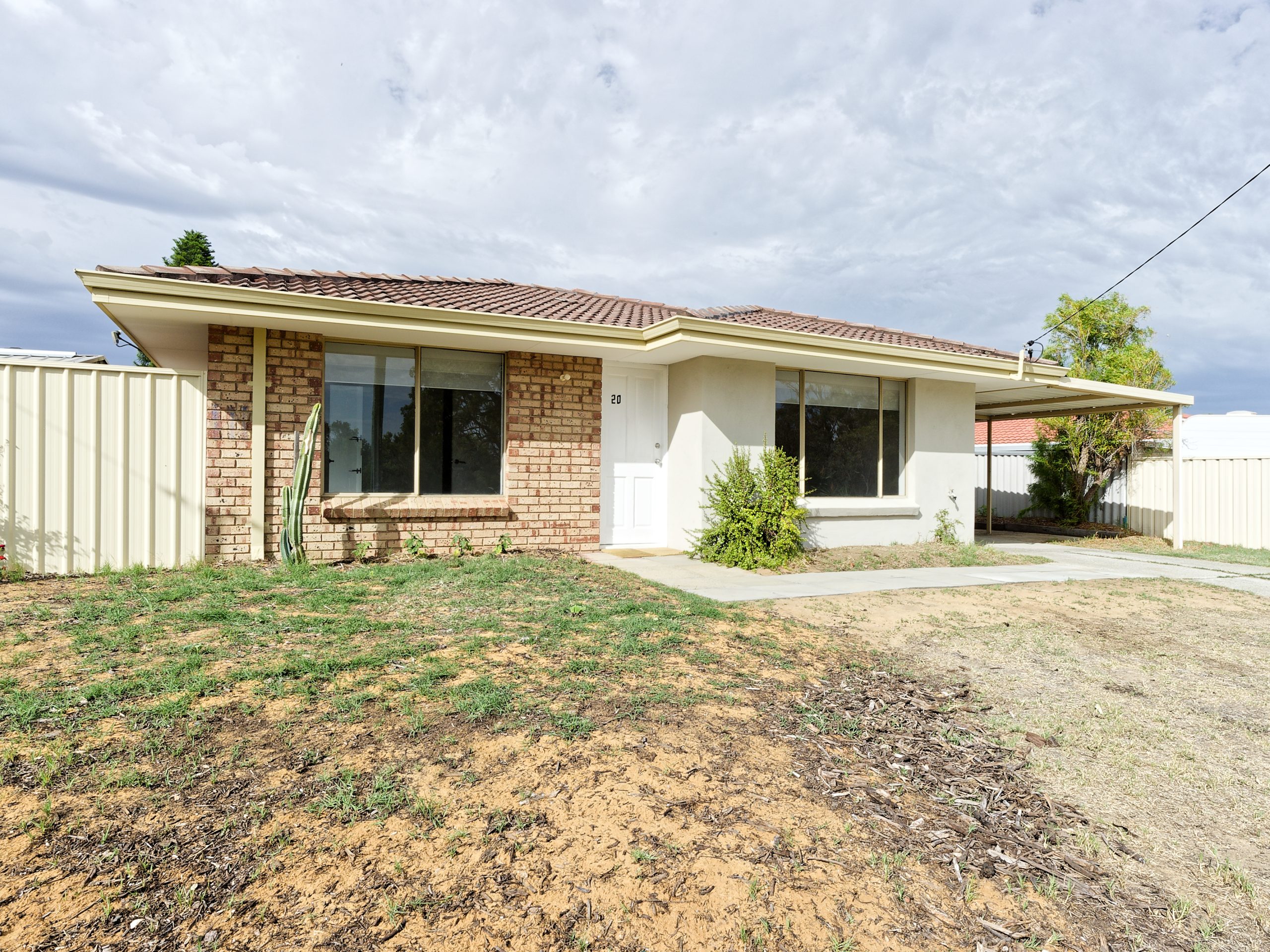 20 Mckanna Gardens, PARMELIA, WA 6167 AUS