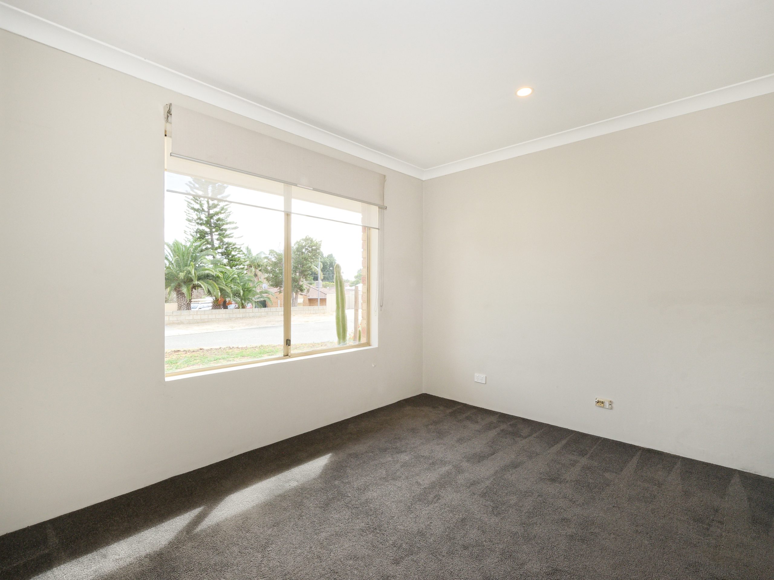 20 Mckanna Gardens, PARMELIA, WA 6167 AUS