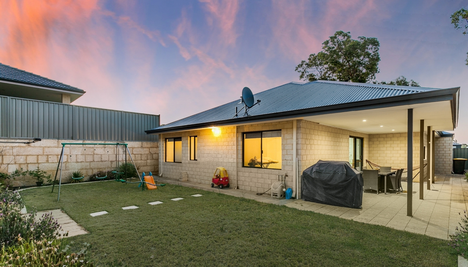 31 Corbridge Avenue, WELLARD, WA 6170 AUS