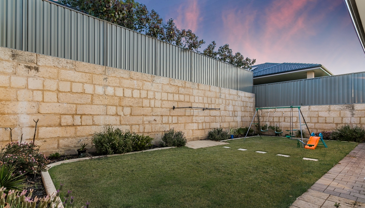 31 Corbridge Avenue, WELLARD, WA 6170 AUS