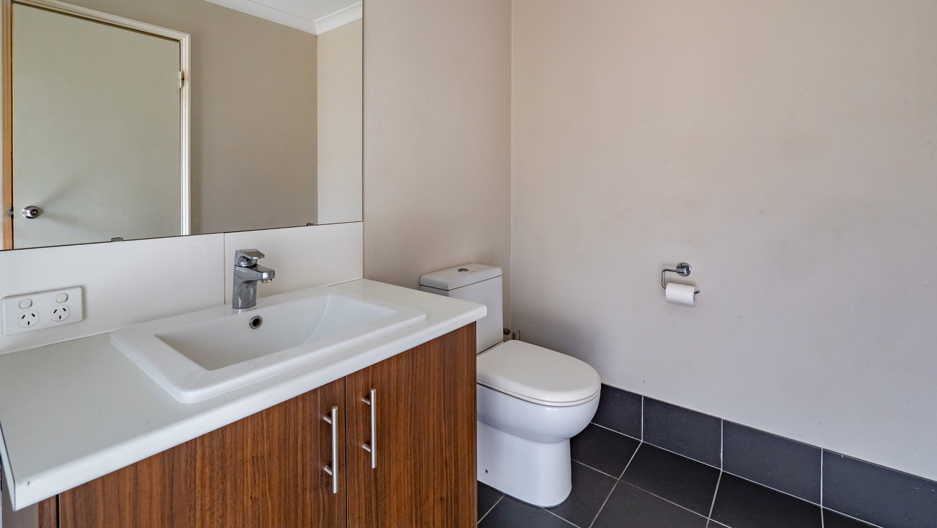 114 Sapphire Chase, WELLARD, WA 6170 AUS