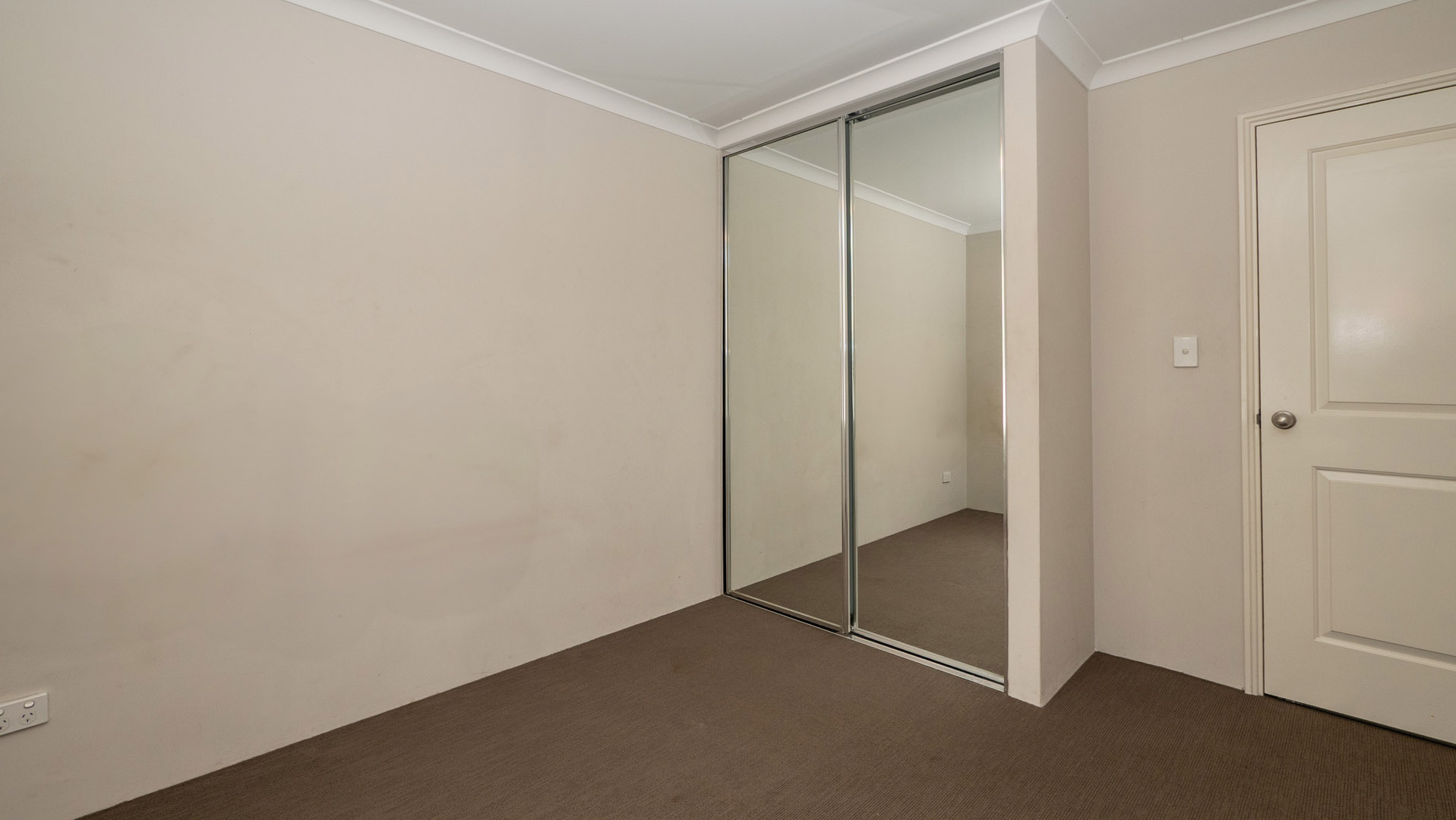 114 Sapphire Chase, WELLARD, WA 6170 AUS