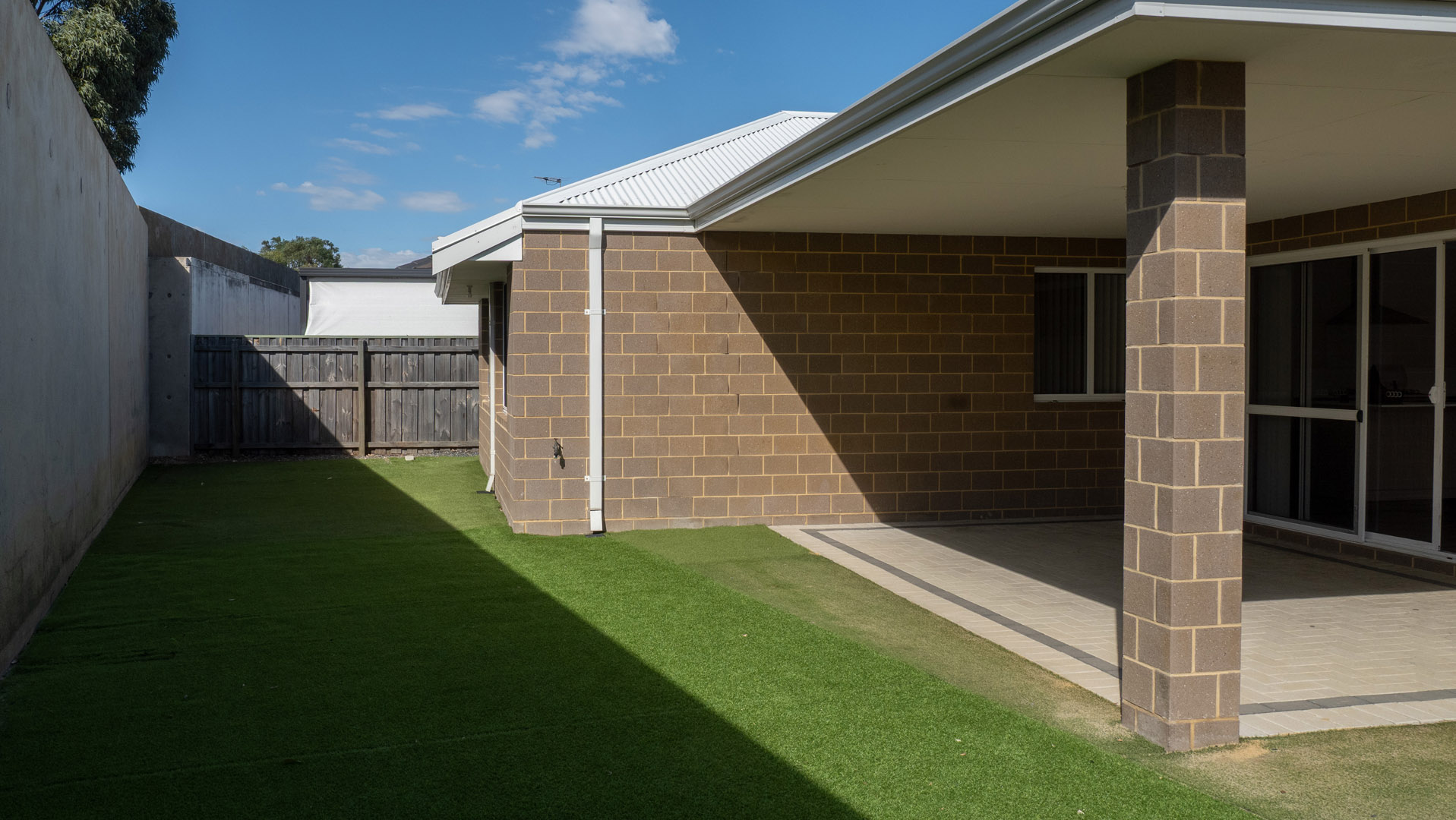 114 Sapphire Chase, WELLARD, WA 6170 AUS