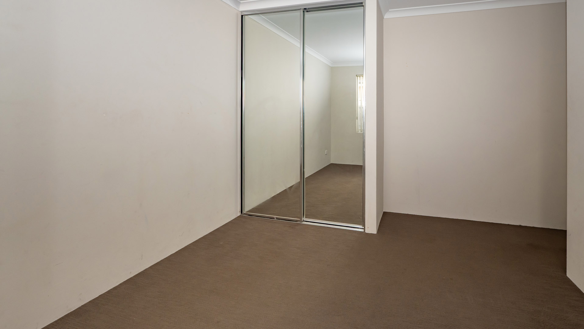 114 Sapphire Chase, WELLARD, WA 6170 AUS