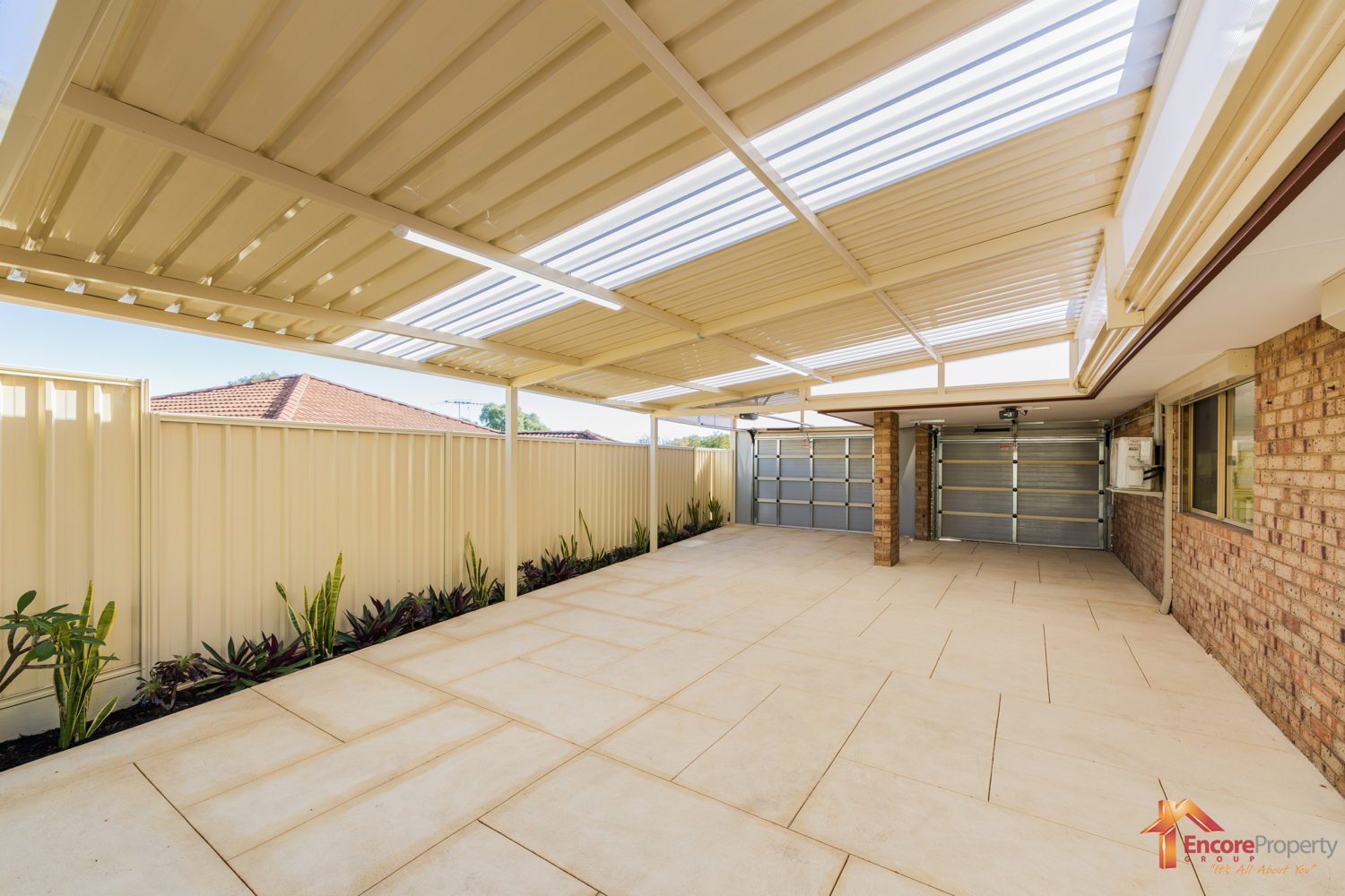 6 Hargrave Place, PARMELIA, WA 6167 AUS