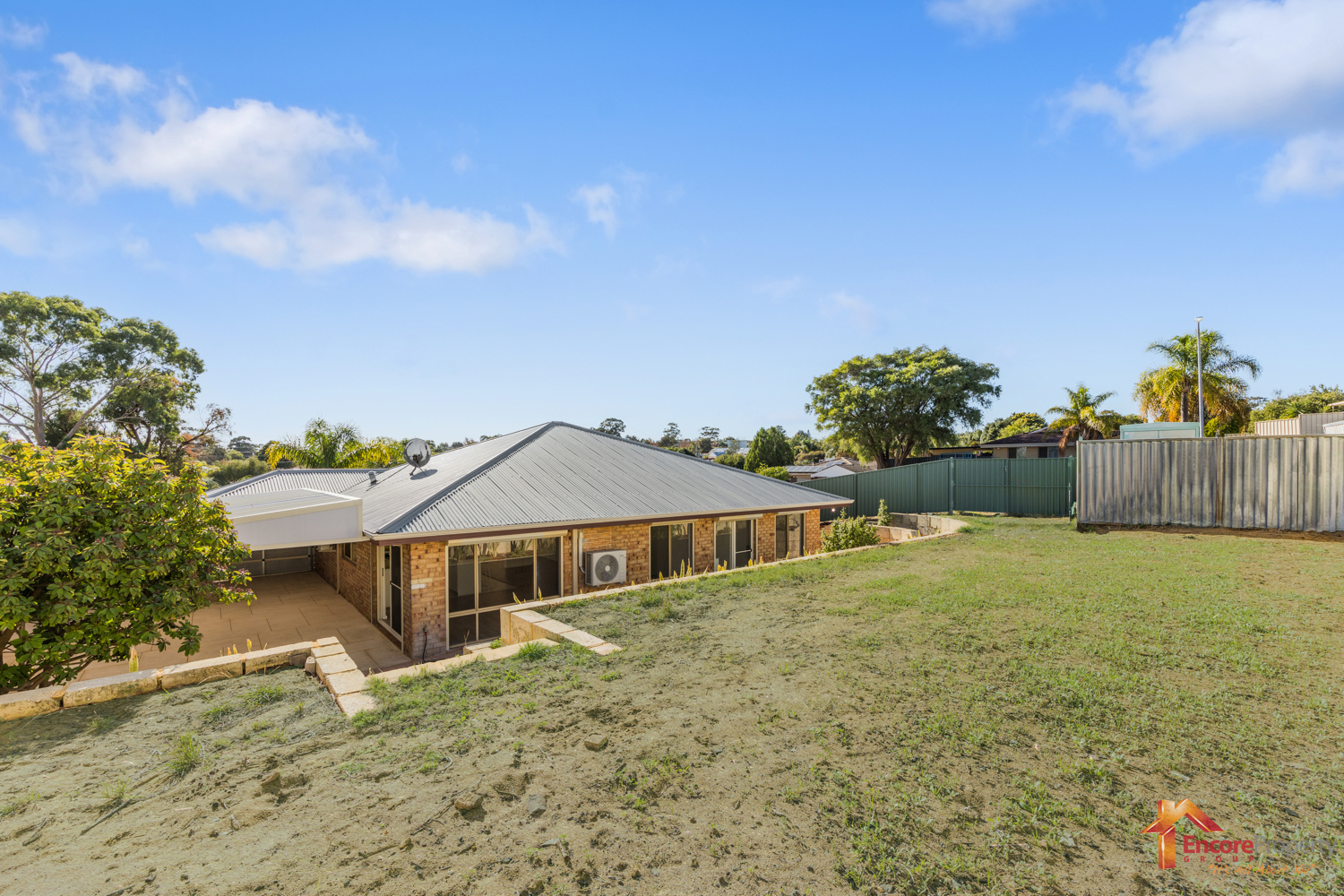 6 Hargrave Place, PARMELIA, WA 6167 AUS