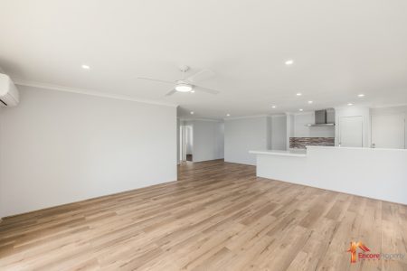 17 Silvertop Circle, WARNBRO, WA 6169 AUS