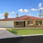 17 Silvertop Circle, WARNBRO, WA 6169 AUS