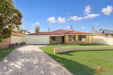 17 Silvertop Circle, WARNBRO, WA 6169 AUS