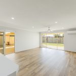 17 Silvertop Circle, WARNBRO, WA 6169 AUS