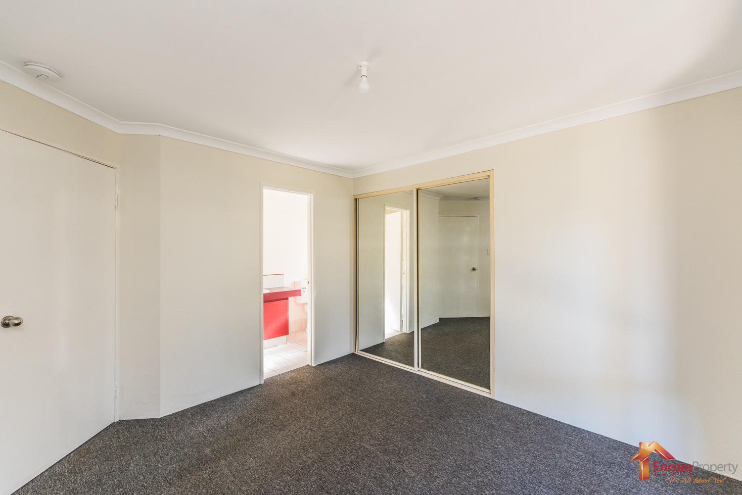 6 Isdell Place, GREENFIELDS, WA 6210 AUS