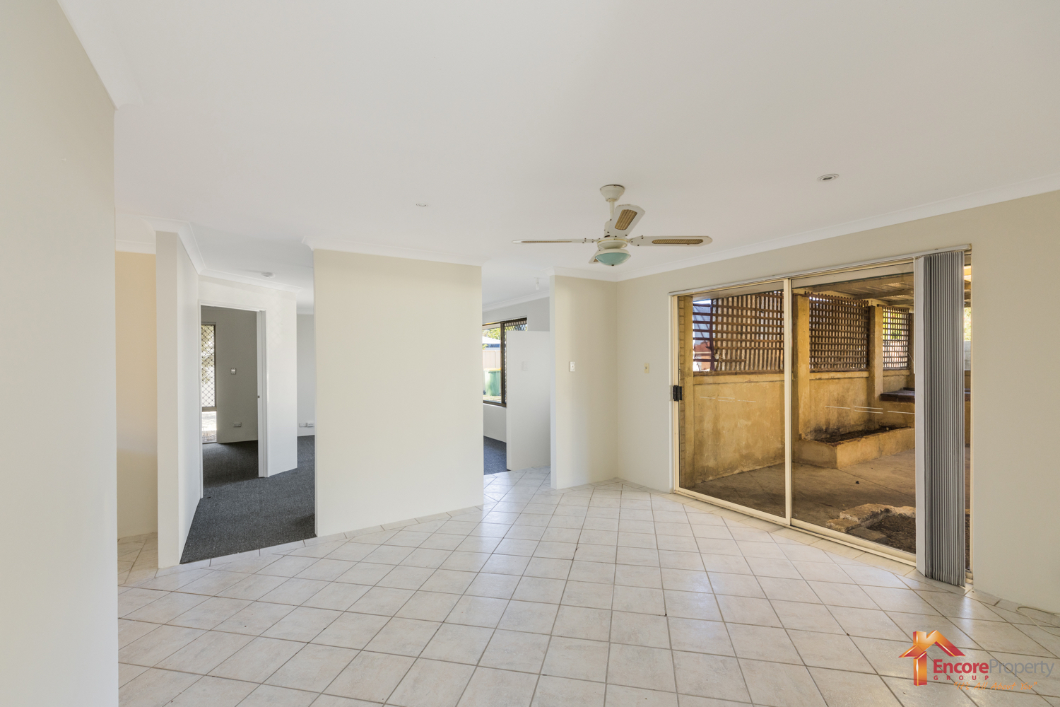6 Isdell Place, GREENFIELDS, WA 6210 AUS