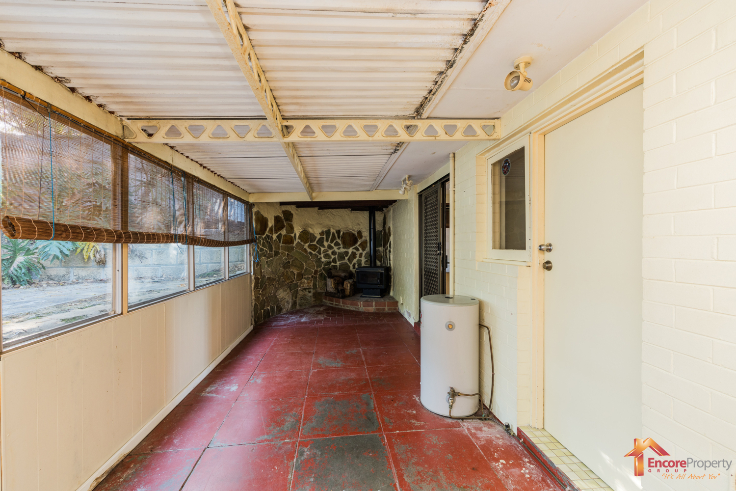 19 Hennessy Avenue, ORELIA, WA 6167 AUS