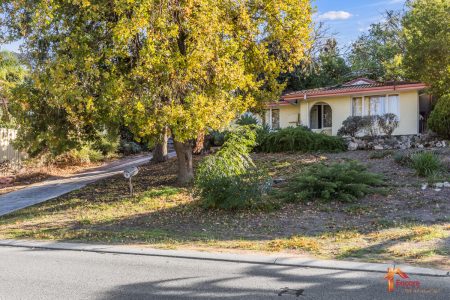 19 Hennessy Avenue, ORELIA, WA 6167 AUS