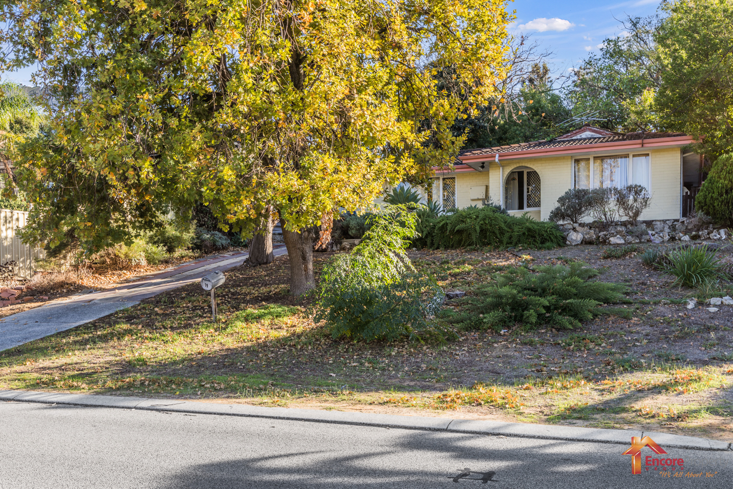19 Hennessy Avenue, ORELIA, WA 6167 AUS