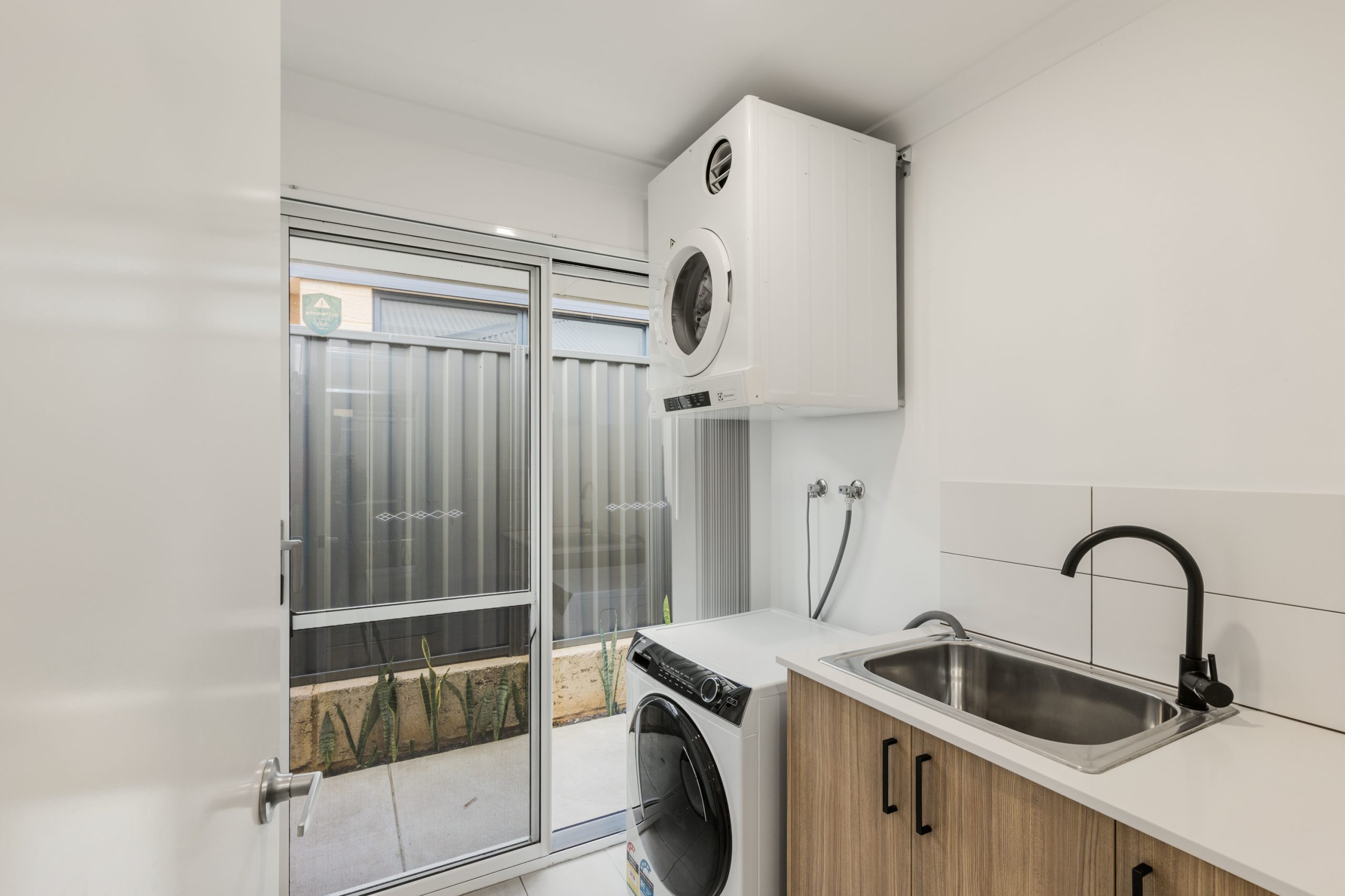 17 Narran Street, ANKETELL, WA 6167 AUS
