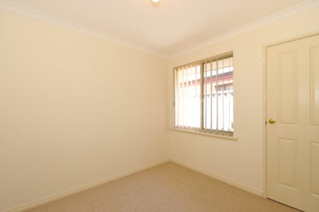 4/23 Montebourg Meander, PORT KENNEDY, WA 6172 AUS