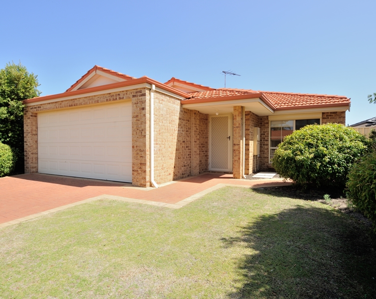 4/23 Montebourg Meander, PORT KENNEDY, WA 6172 AUS