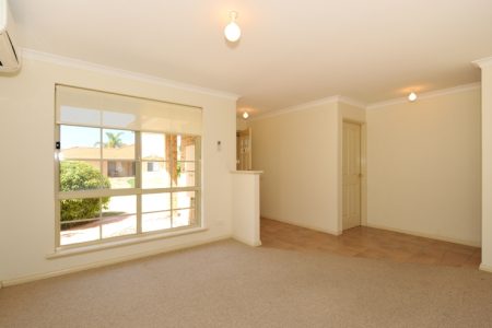 4/23 Montebourg Meander, PORT KENNEDY, WA 6172 AUS