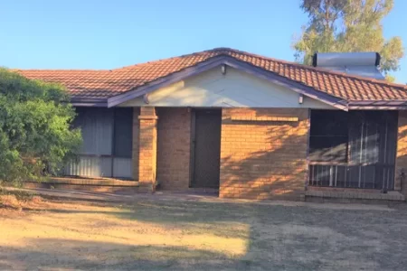 17 Moysey Court, PARMELIA, WA 6167 AUS