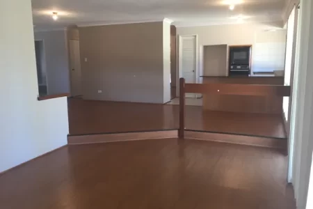 17 Moysey Court, PARMELIA, WA 6167 AUS