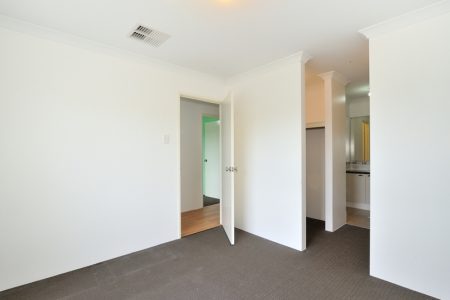 38 Darton Loop, BERTRAM, WA 6167 AUS