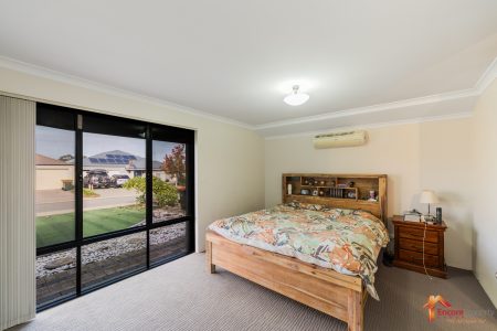 3 Garnet Way, WELLARD, WA 6170 AUS