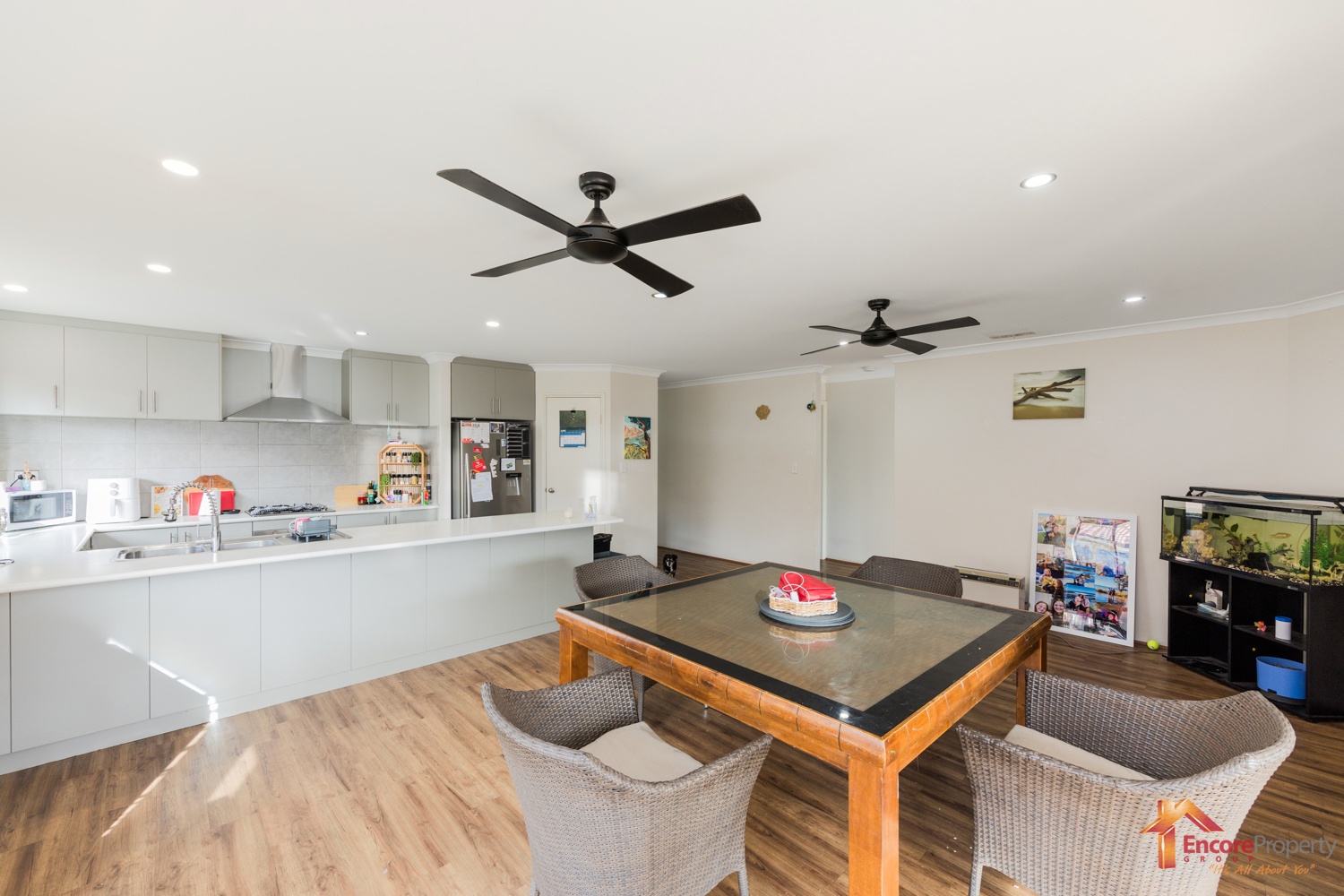 3 Garnet Way, WELLARD, WA 6170 AUS