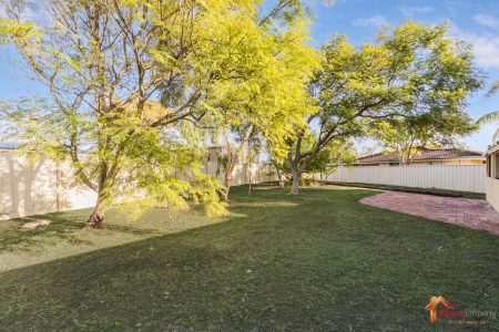 22 Carnegie Loop, COOLOONGUP, WA 6168 AUS
