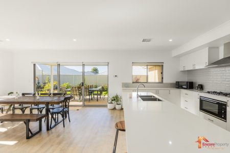 21 Elvina Vista, GOLDEN BAY, WA 6174 AUS