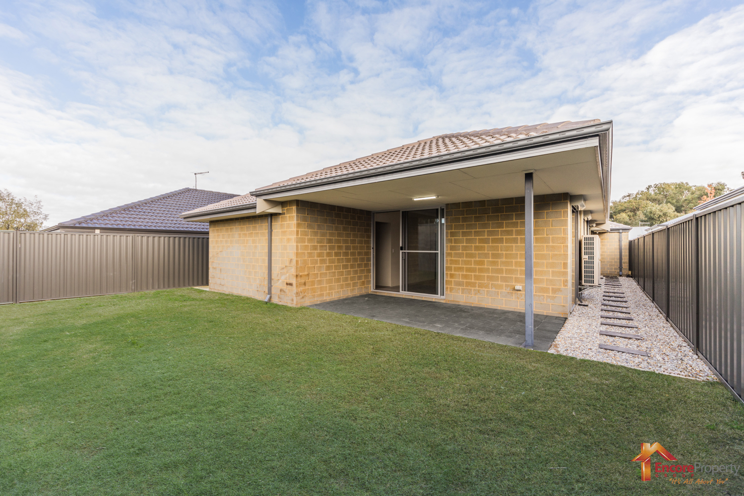 6 Sapphire Chase, WELLARD, WA 6170 AUS