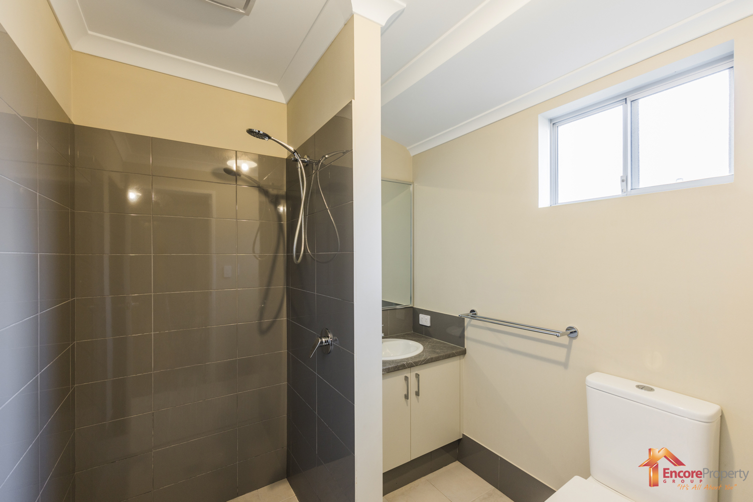6 Sapphire Chase, WELLARD, WA 6170 AUS