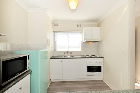 16/9 Beacham Place, MEDINA, WA 6167 AUS