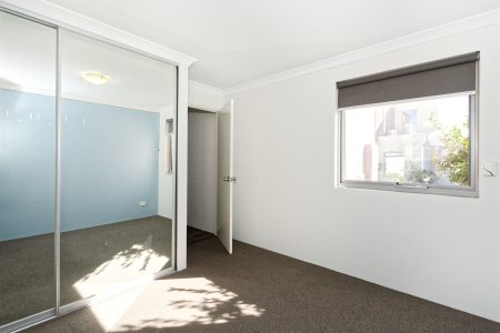 1 Gawler Road, MADELEY, WA 6065 AUS