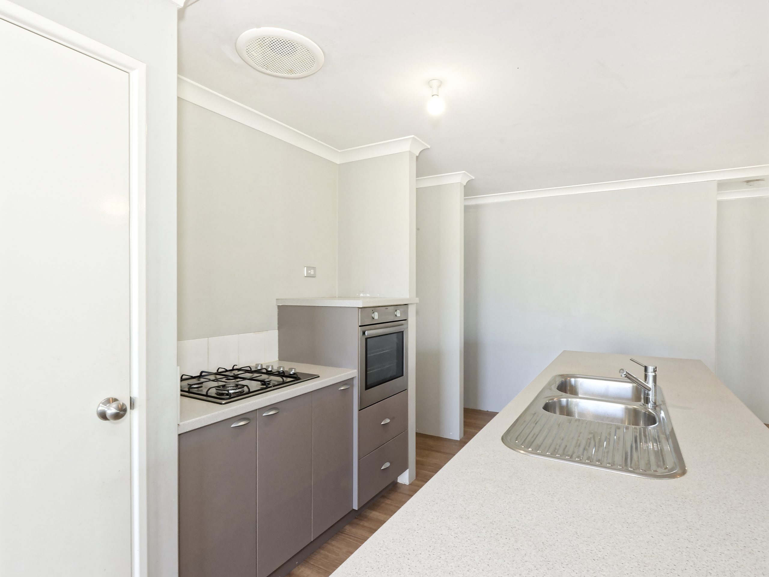 34 Beauchamp Loop, WELLARD, WA 6170 AUS