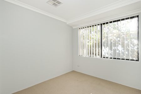 34 Beauchamp Loop, WELLARD, WA 6170 AUS